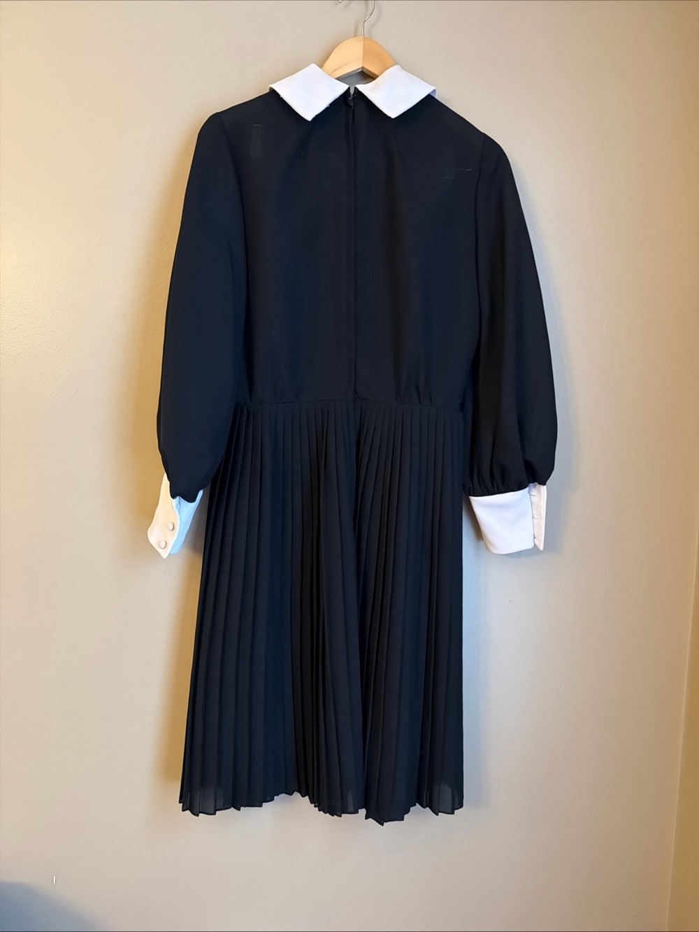 Herman Marcus Dallas Vtg Dress Size 14 Black 70's USA Wednesday Adams Accordion - Picture 8 of 11